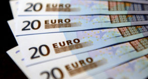 Прогноз EUR/USD  на 22 января. Снижение евро ограничено